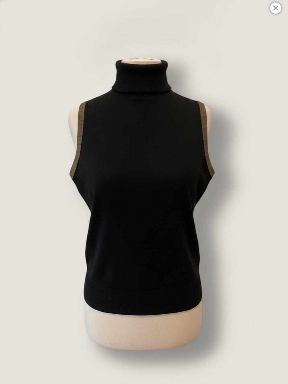 Escada Top Sleeveless Turtleneck